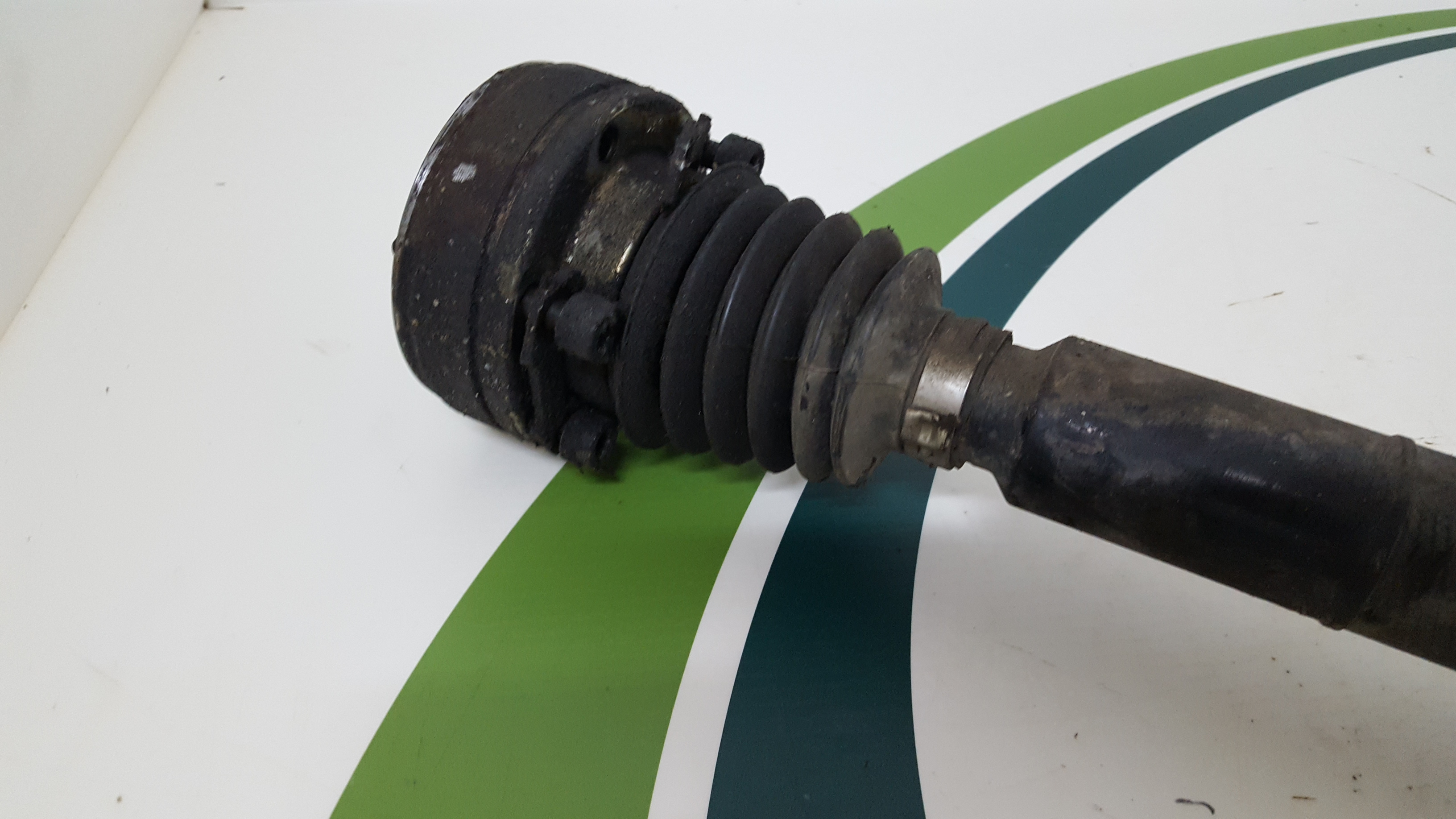 Transmissão Dto VOLKSWAGEN POLO (6N1) | 94 - 99 Imagem-1