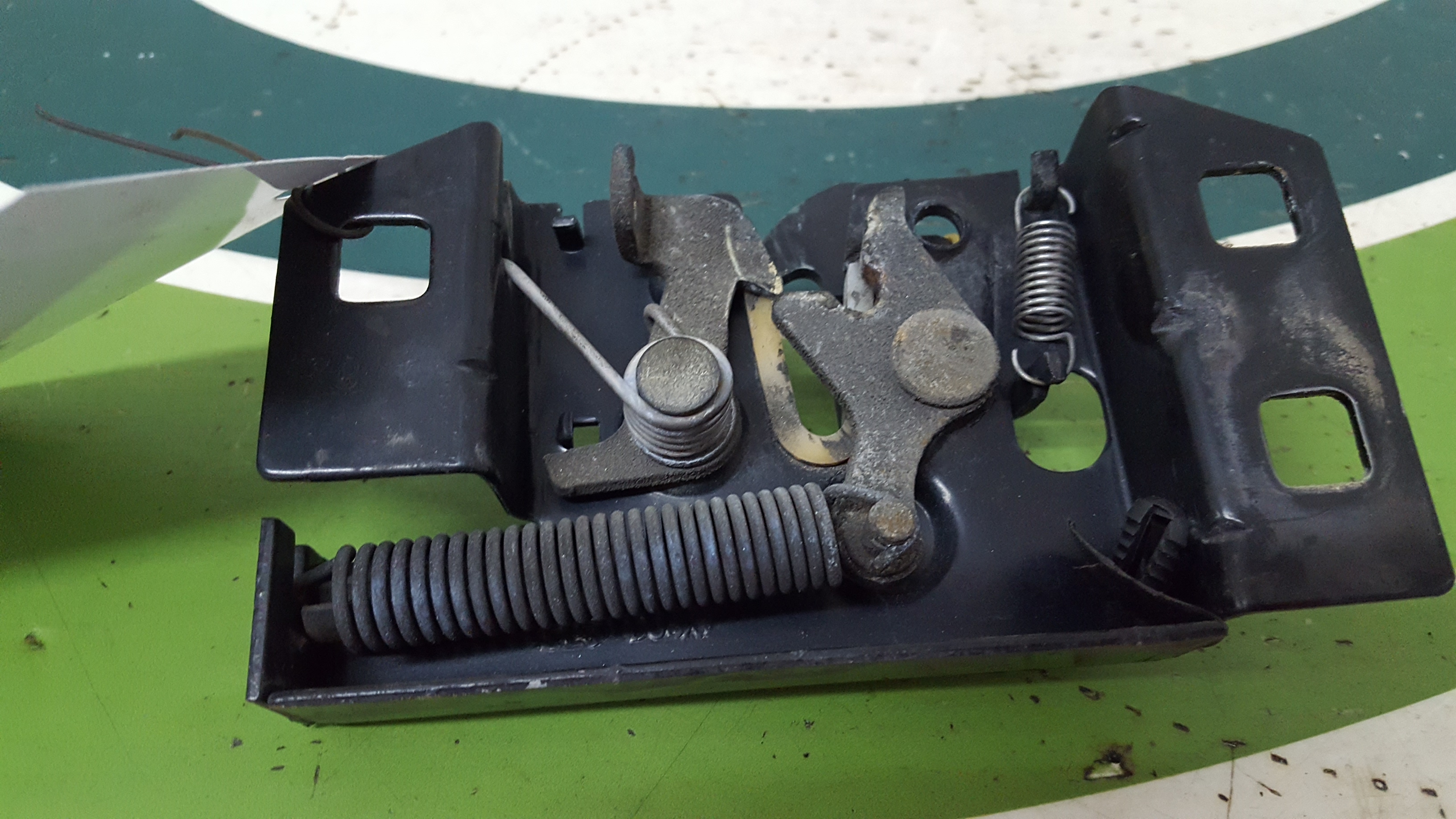 Fecho Capot FORD FIESTA IV (JA_, JB_) | 95 - 02 Imagem-2