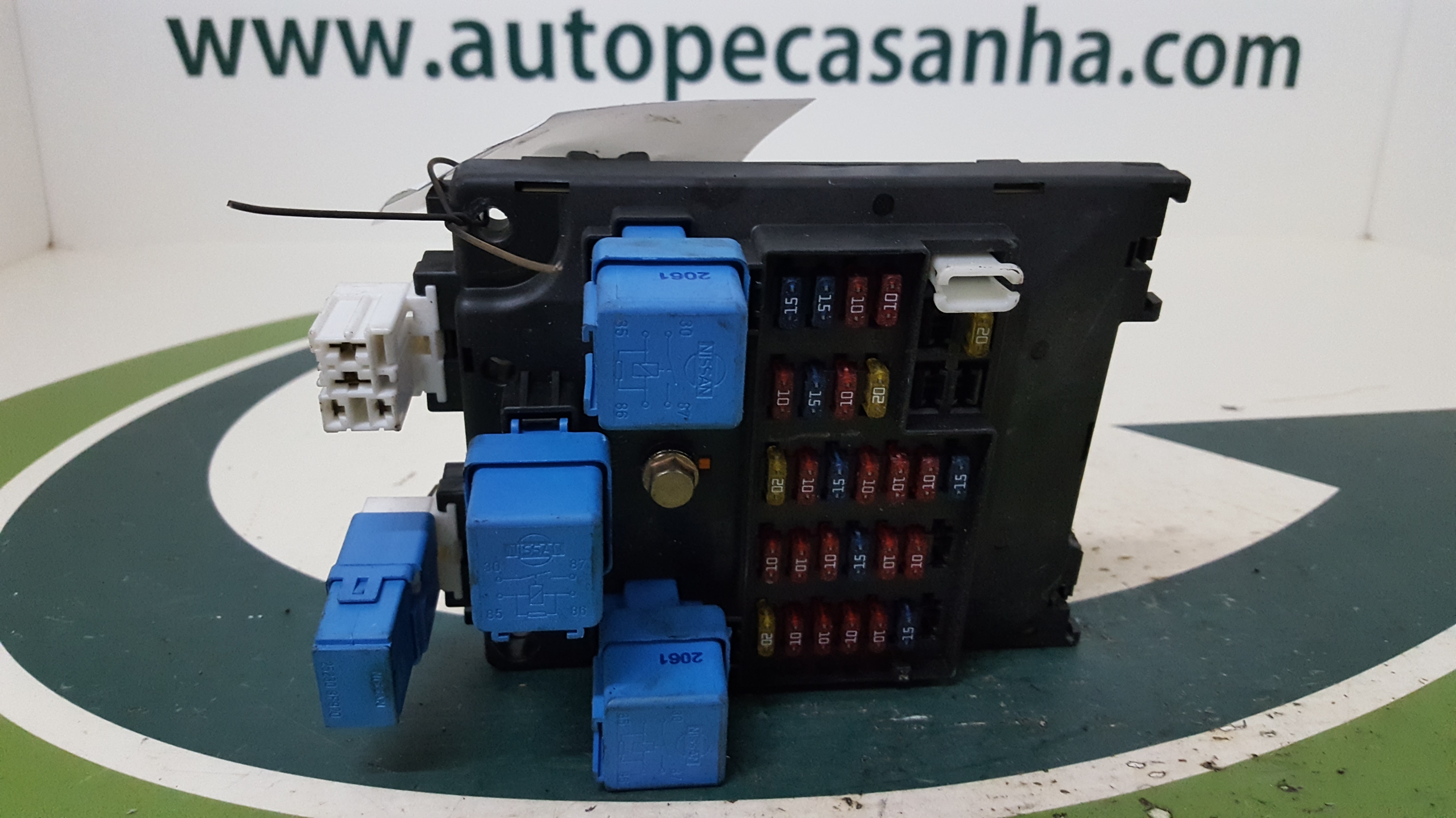 Caixa dos Fusíveis NISSAN MICRA | 2002-2002 Imagem-1