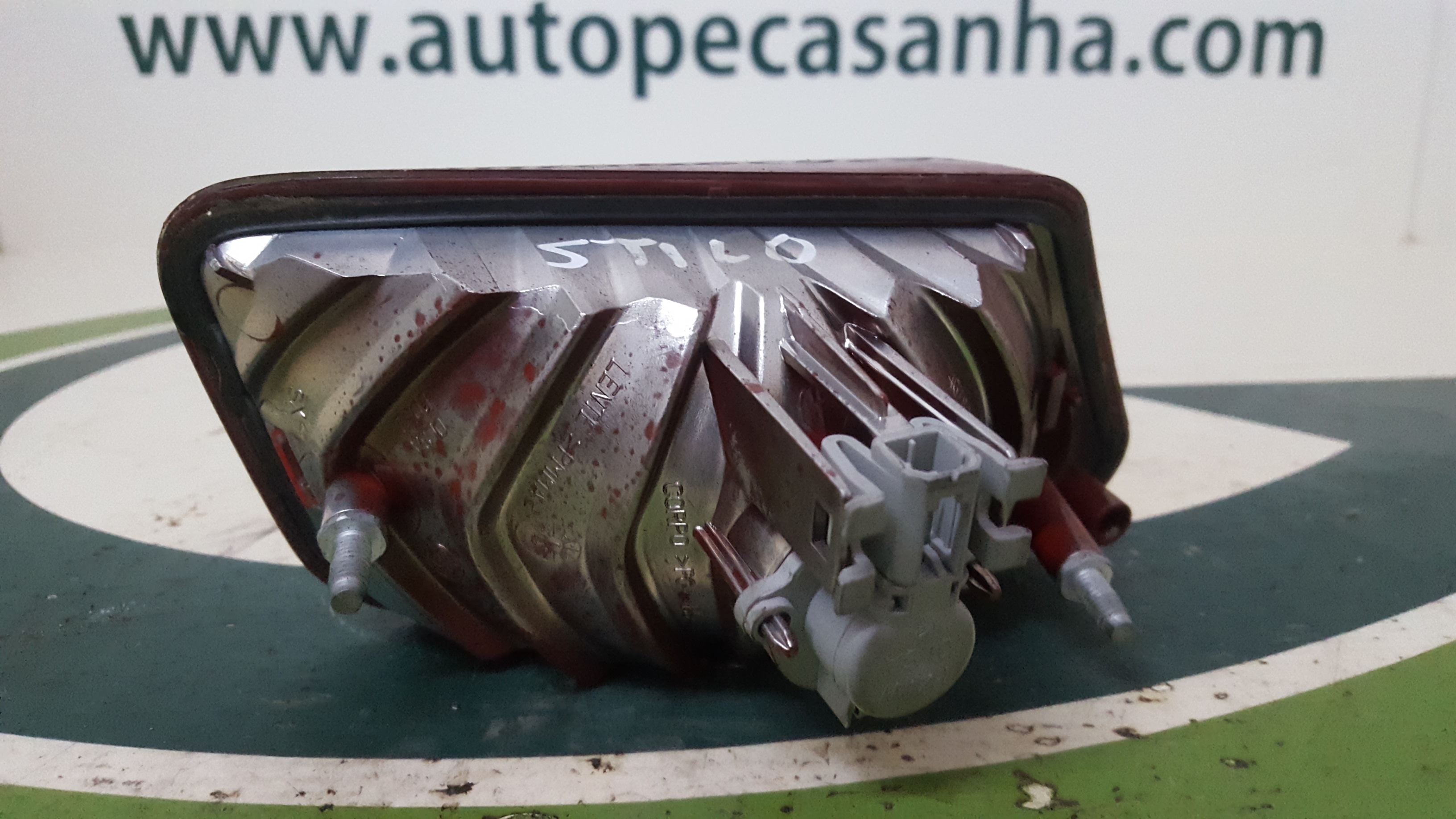 Farolim Mala FIAT STILO (192_) | 01 - 10 Imagem-1