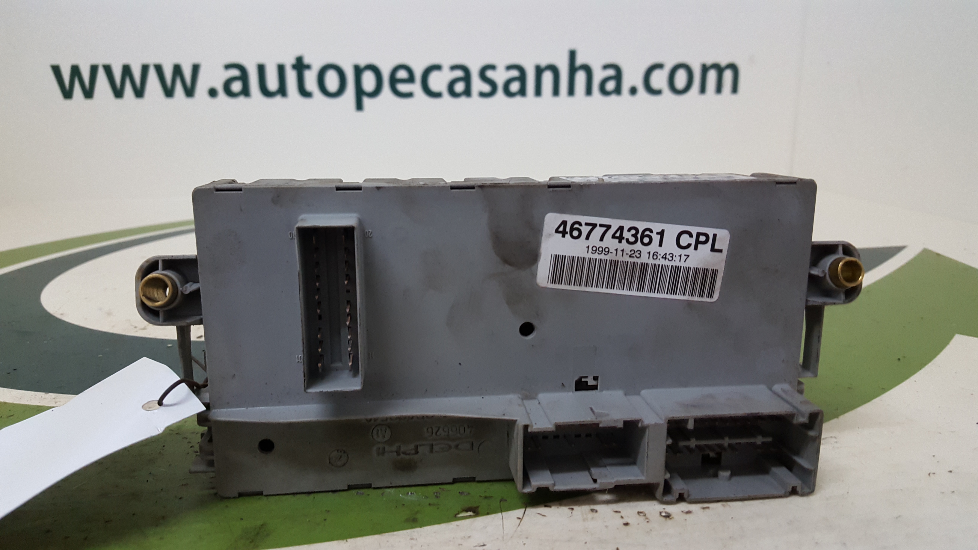 Caixa dos Fusíveis FIAT - ID S_43568