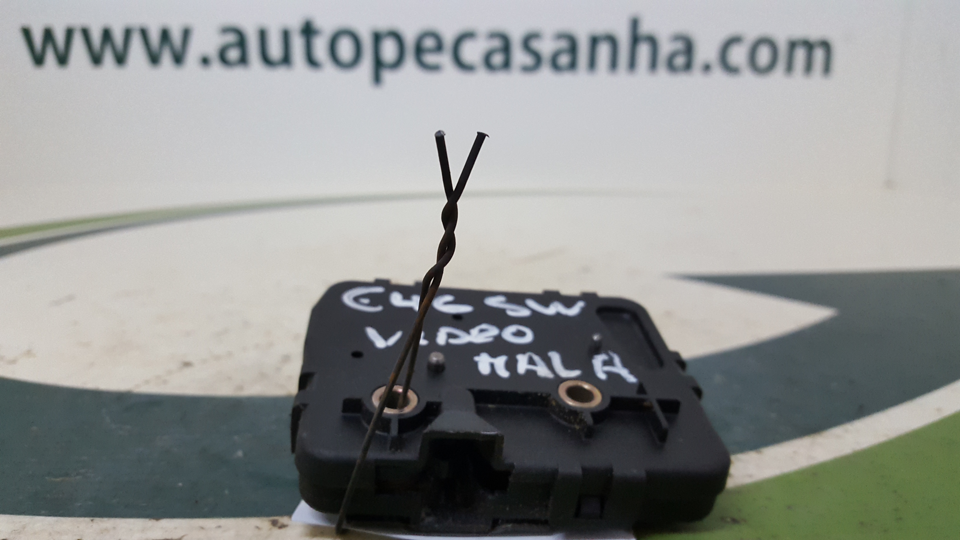 Fecho da Mala BMW - ID S_43793