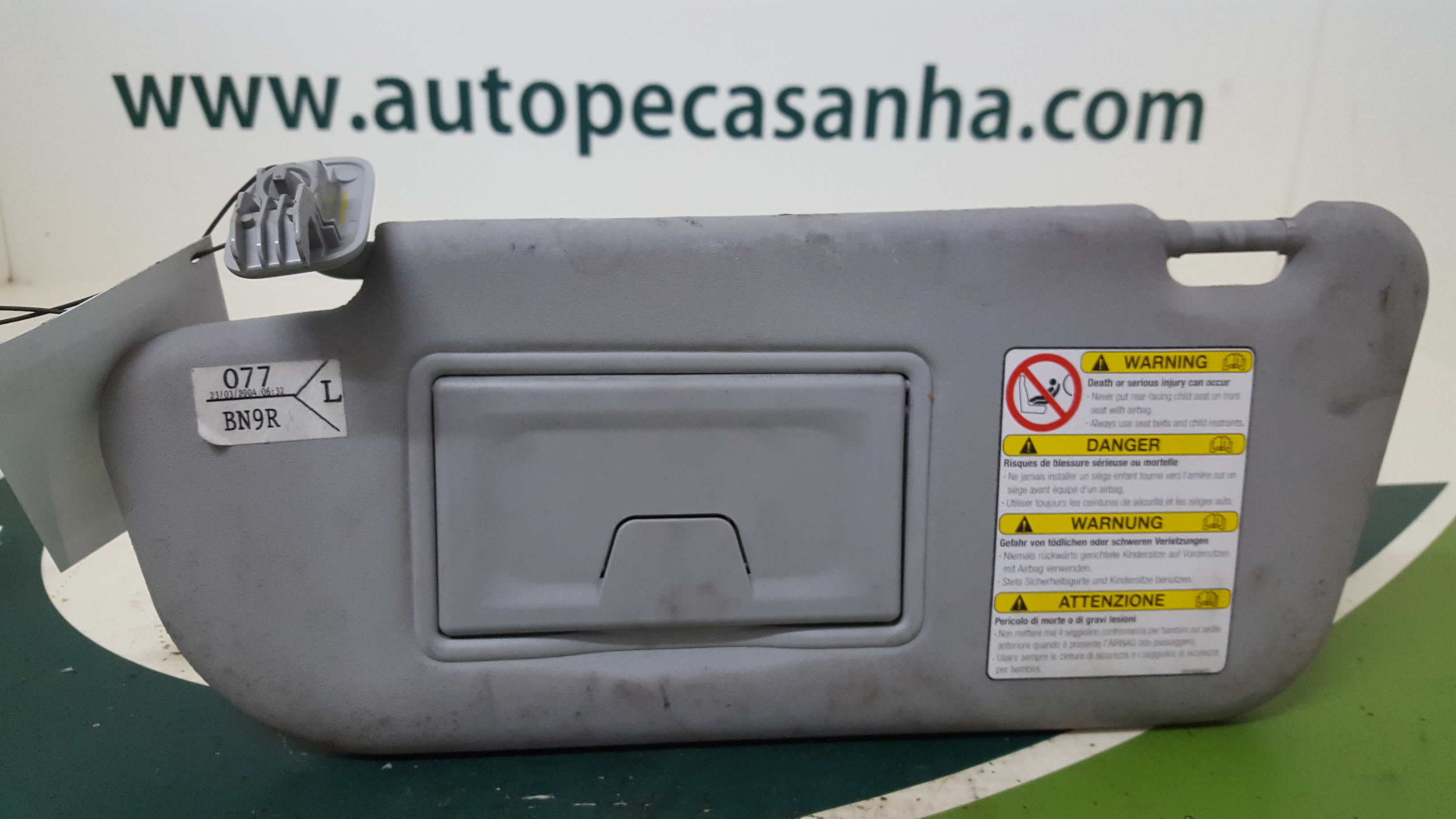 Pala de Sol Esq MAZDA - ID S_44019