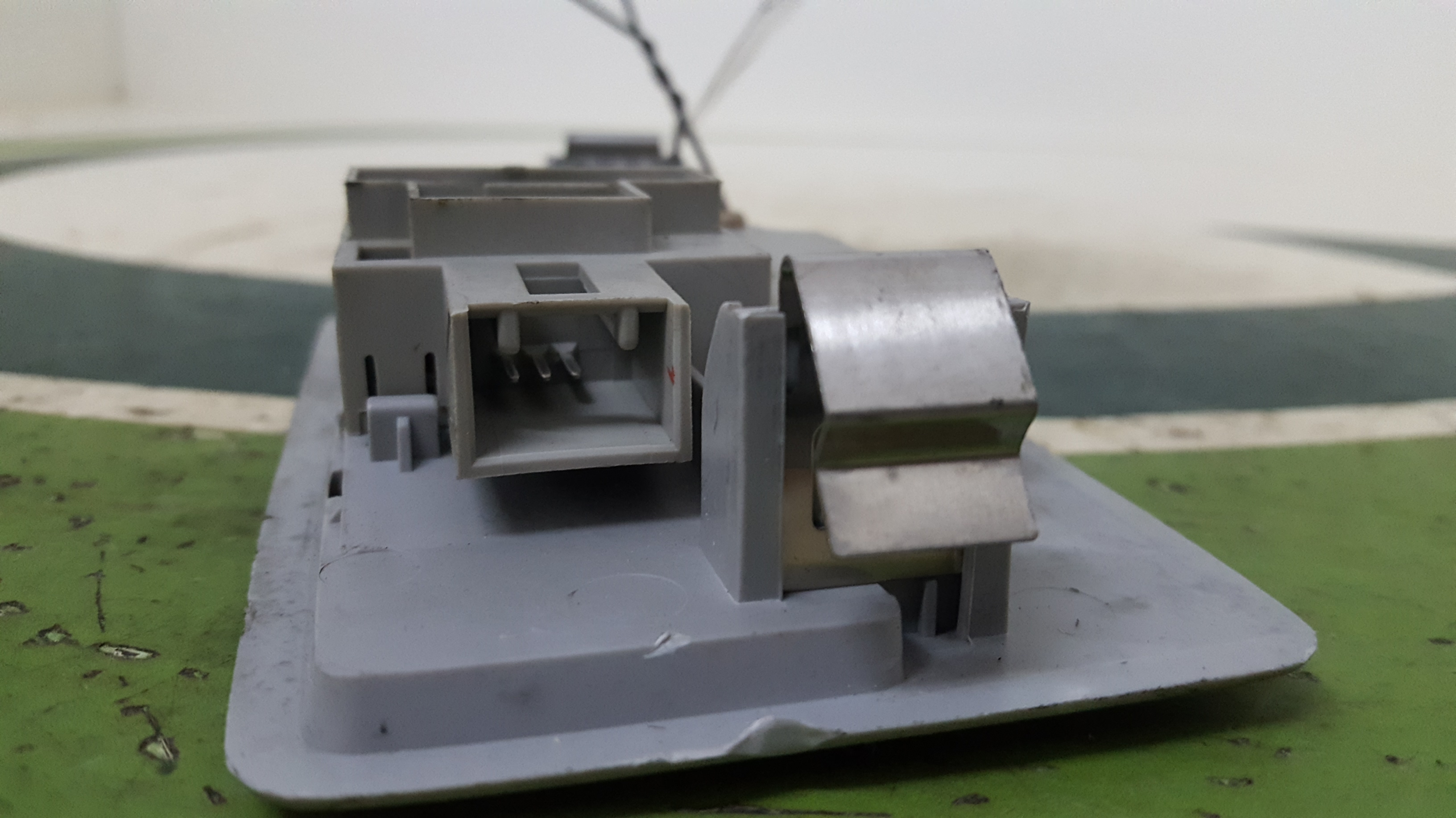 Plafonier  MAZDA 3 (BK) | 03 - 09 Imagem-1