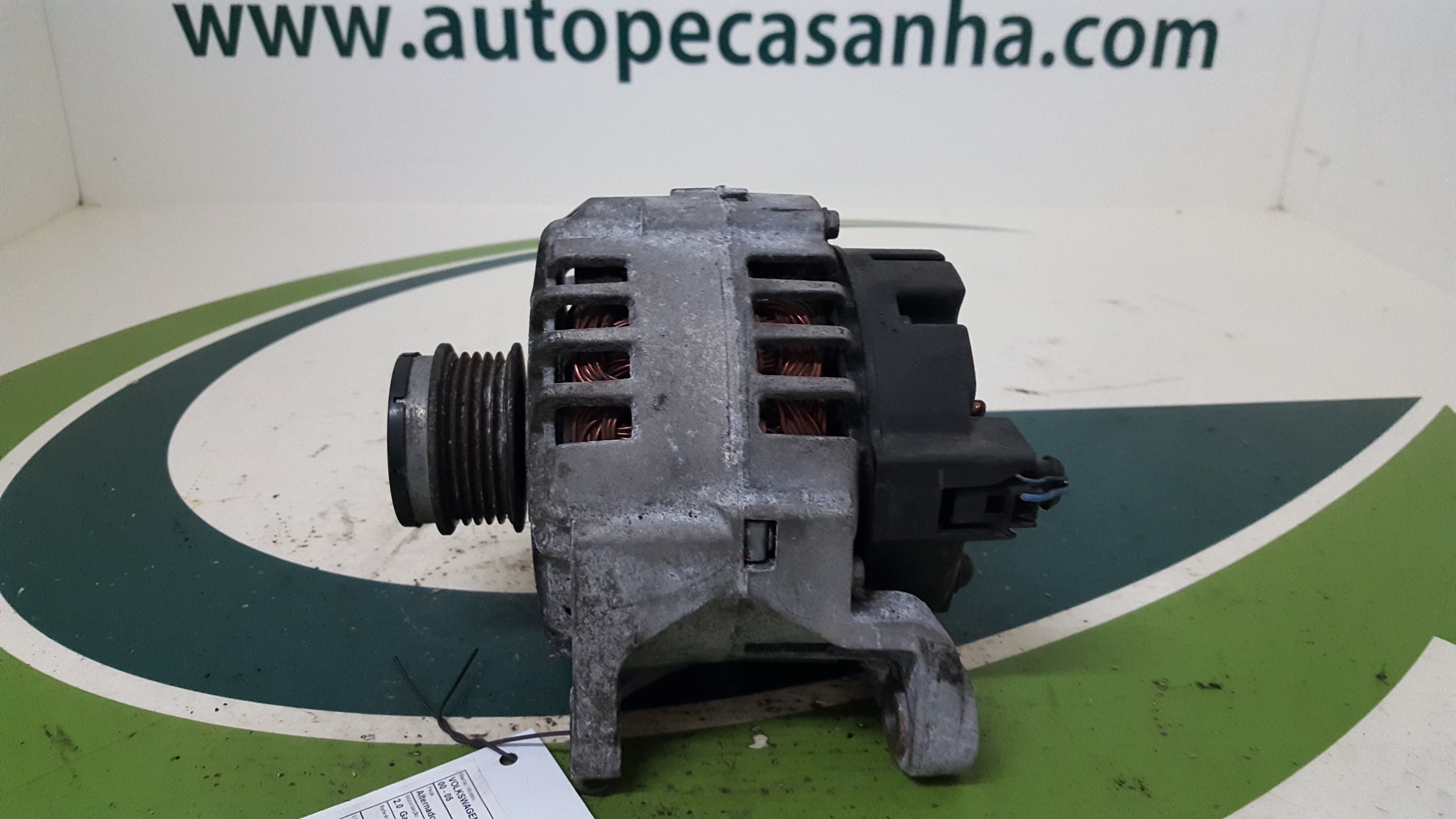 Alternador VOLKSWAGEN PASSAT Variant (3B6) | 00 - 05 Imagem-1