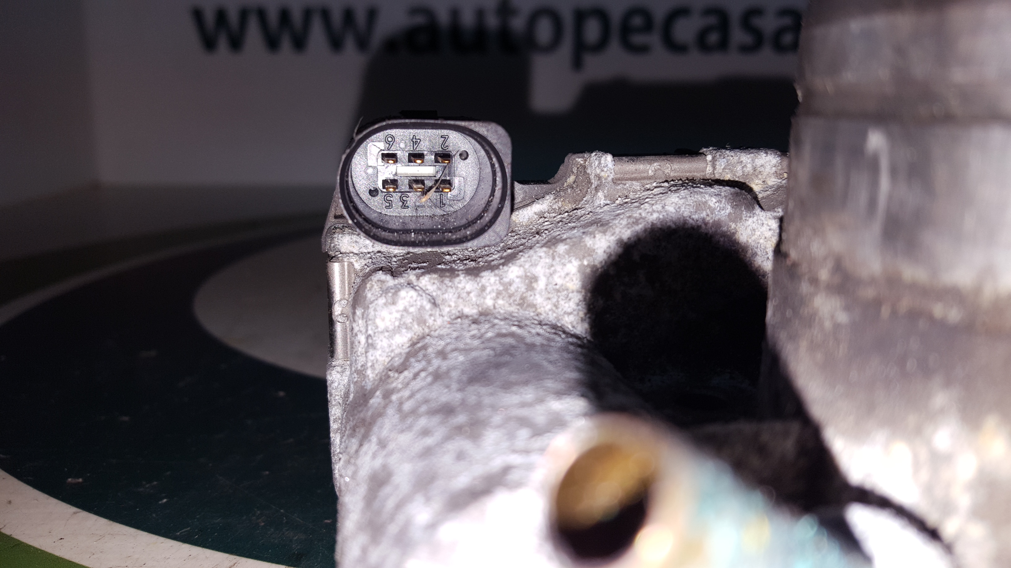 Borboleta de Admissão VOLKSWAGEN PASSAT Variant (3B6) | 00 - 05 Imagem-2