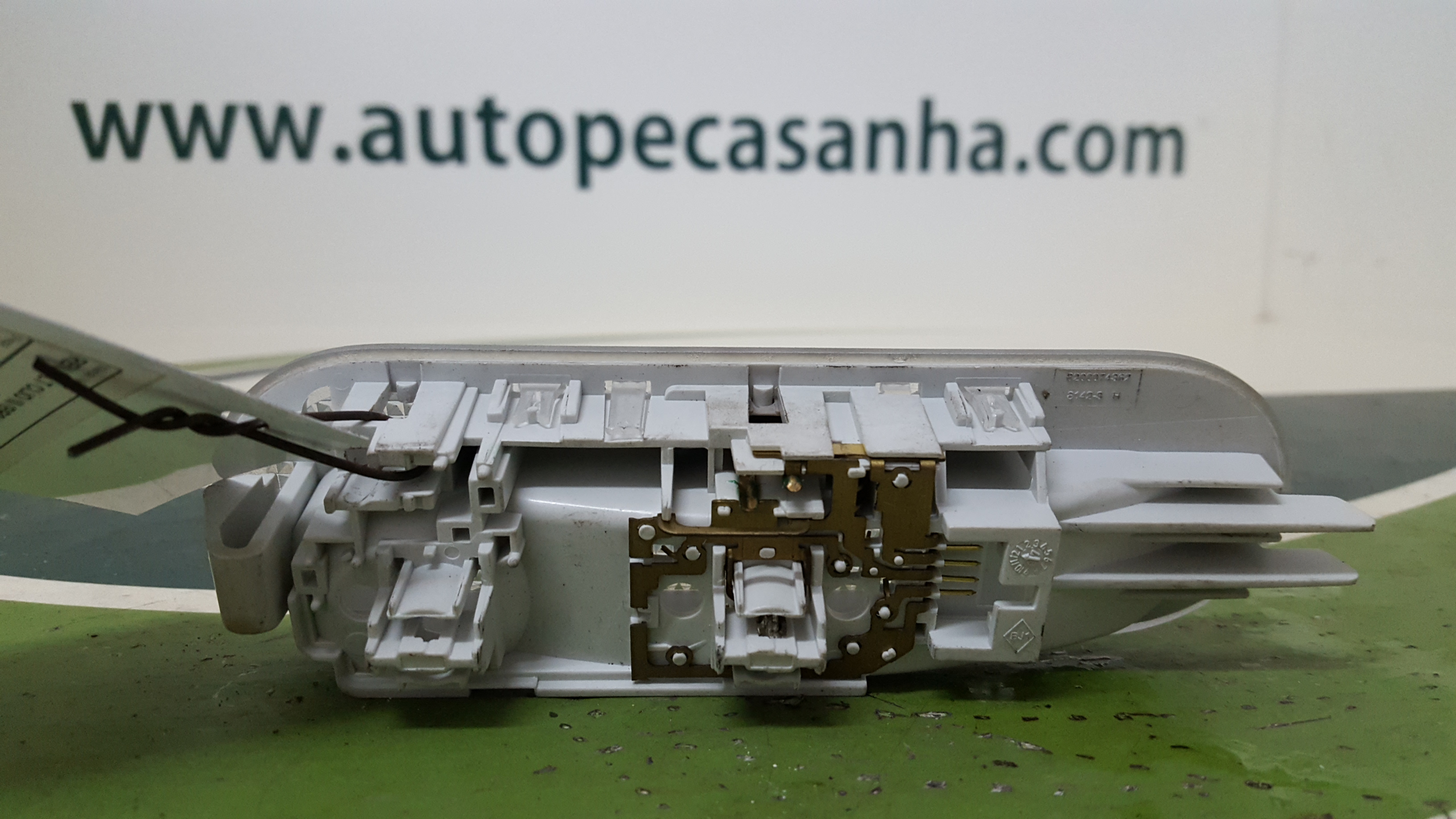 Plafonier  RENAULT CLIO III (BR0/1, CR0/1) | 05 -  Imagem-1