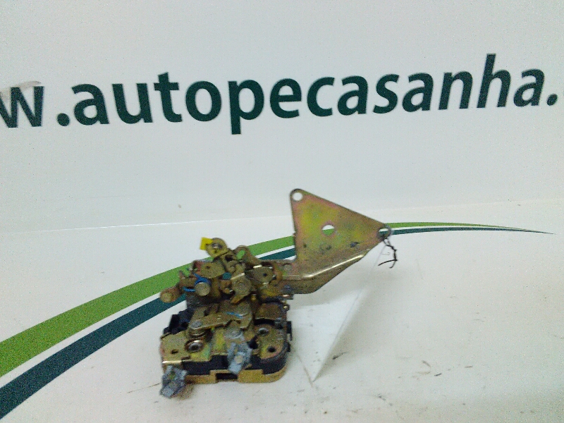 Fecho da Porta Frente Dto VOLVO - ID S_44904