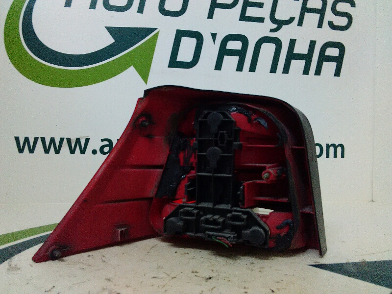 Farolim Stop Dto VOLKSWAGEN GOLF IV (1J1) | 97 - 07 Imagem-1
