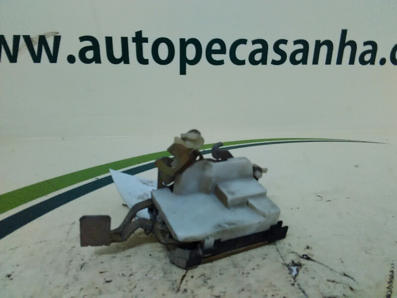 Fecho da Porta Frente Dto PEUGEOT - ID S_45269