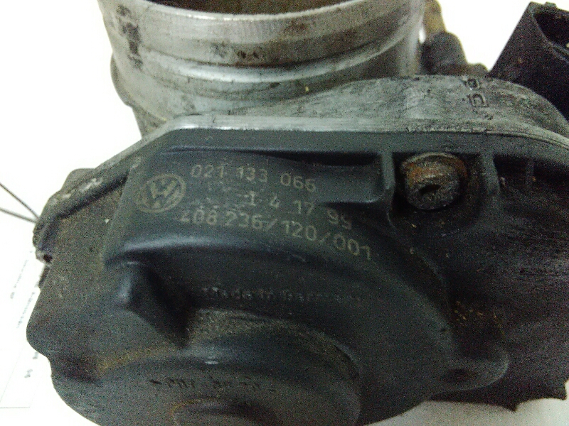 Borboleta de Admissão VOLKSWAGEN BORA (1J2) | 98 - 13 Imagem-3