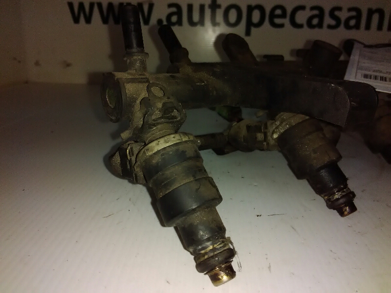 Rampa de Injeção PEUGEOT 306 (7B, N3, N5) | 93 - 03 Imagem-2