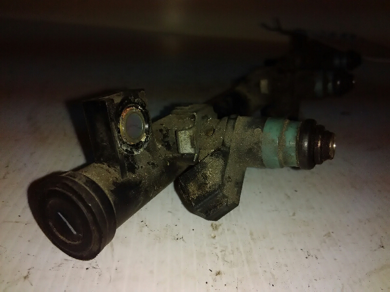 Rampa de Injeção RENAULT MEGANE II (BM0/1_, CM0/1_) | 01 - 12 Imagem-1