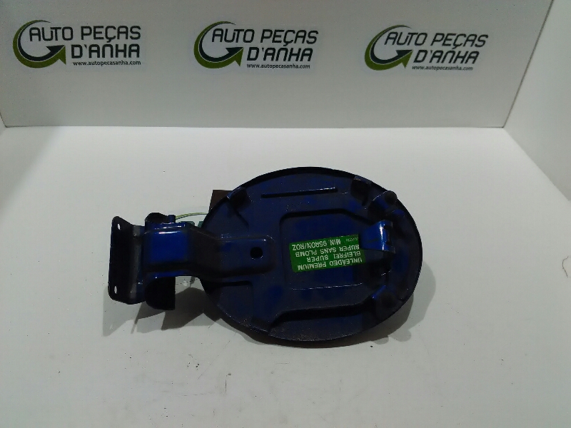 Tampa Exterior de Combustivel MAZDA 6 três volumes (GG) | 02 - 08 Imagem-1