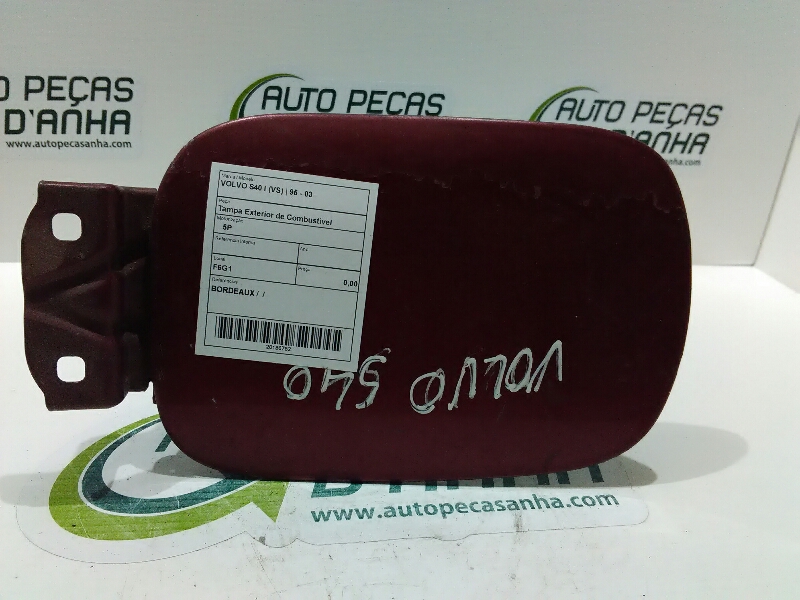 Tampa Exterior de Combustivel VOLVO - ID S_46751