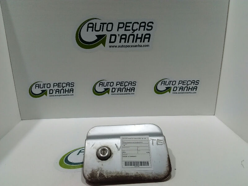 Tampa Exterior de Combustivel NISSAN - ID S_46788