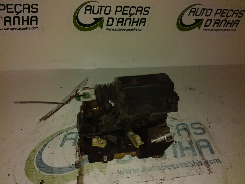 Fecho da Porta Frente Dto RENAULT - ID S_47432