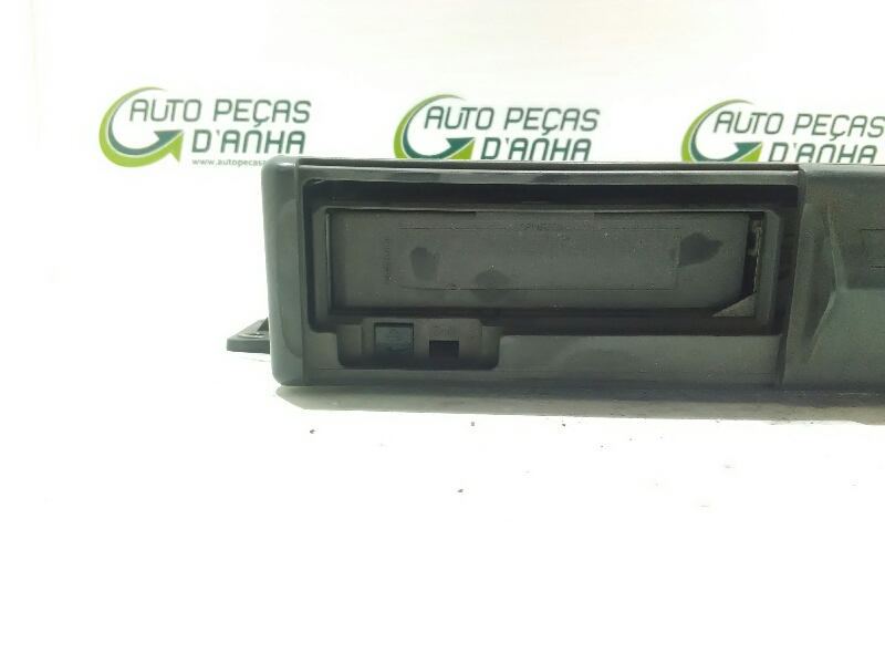 Caixa de Cd's VOLKSWAGEN PASSAT (3B2) | 96 - 01 Imagem-1