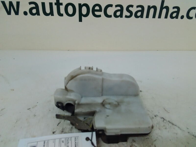Fecho da Porta Frente Dto VOLKSWAGEN - ID S_48446