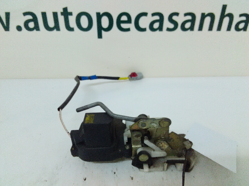 Fecho da Porta Trás Dto ROVER - ID S_48637