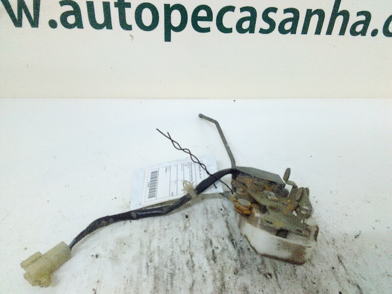 Fecho da Porta Frente Esq ROVER - ID S_49280