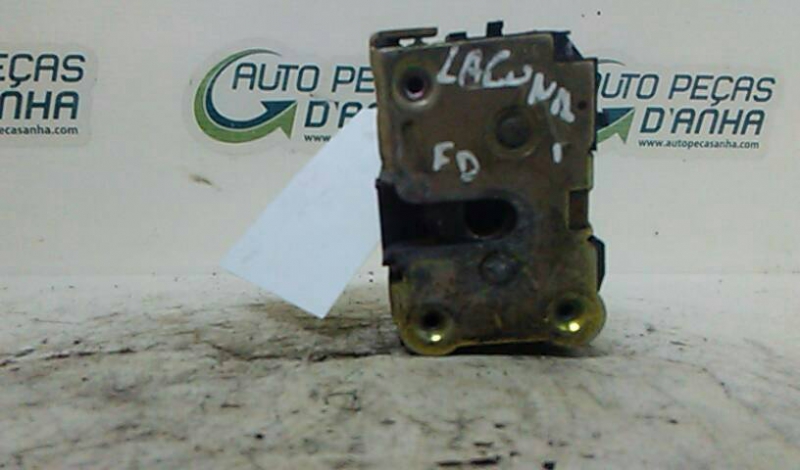 Fecho da Porta Frente Dto RENAULT - ID S_49432