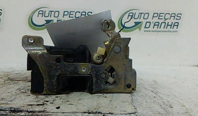 Fecho da Porta Frente Dto RENAULT LAGUNA I (B56_, 556_) | 93 - 02 Imagem-1