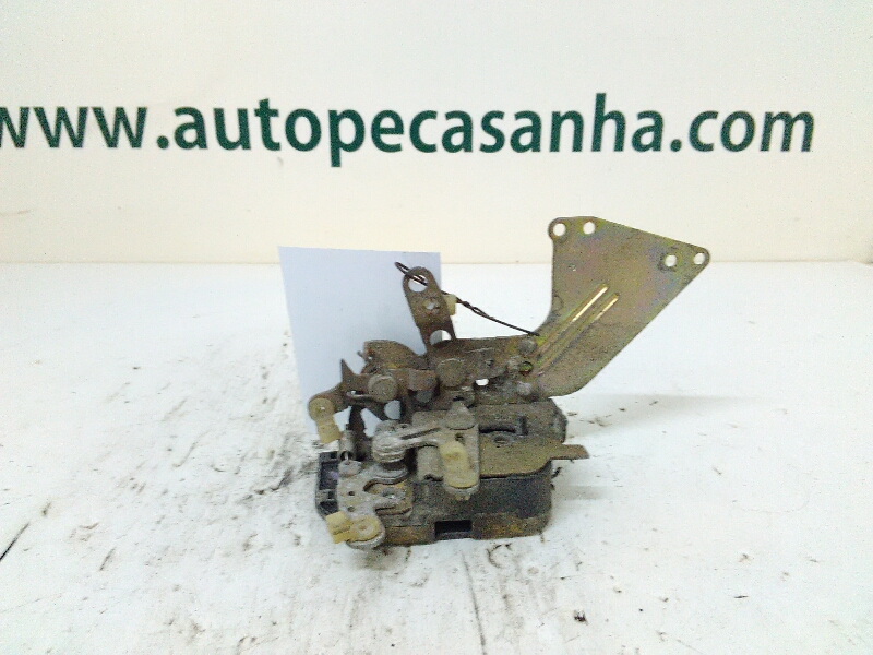 Fecho da Porta Frente Dto VOLVO - ID S_49471