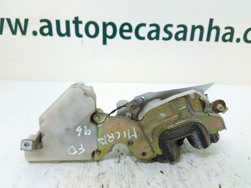 Fecho da Porta Frente Dto NISSAN - ID S_49477