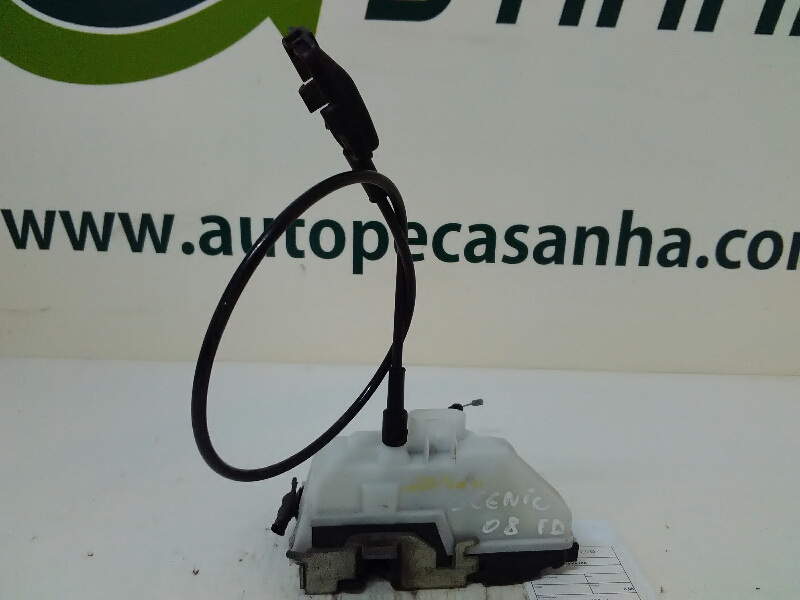 Fecho da Porta Frente Dto RENAULT - ID S_49487