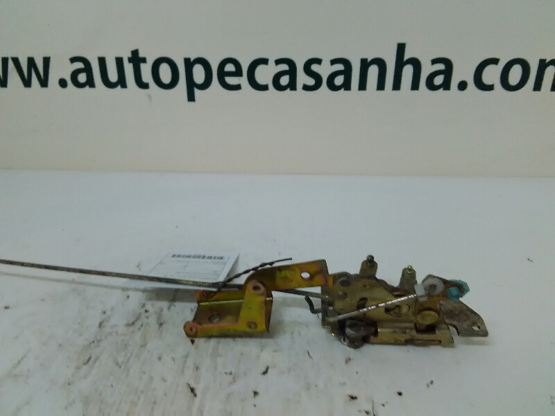 Fecho da Porta Frente Dto SKODA - ID S_49489