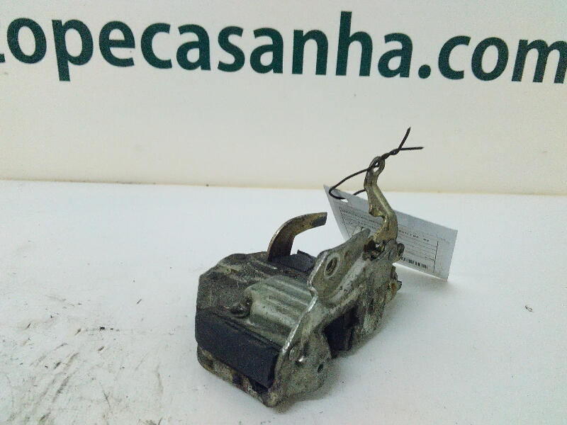 Fecho da Porta Frente Dto MERCEDES-BENZ - ID S_49673