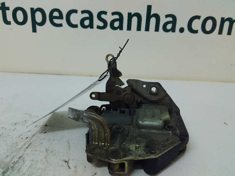Fecho da Porta Frente Dto MERCEDES-BENZ 190 (W201) | 82 - 93 Imagem-1