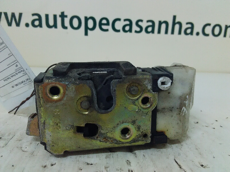 Fecho da Porta Trás Esq FIAT PUNTO (188_) | 99 - 12 Imagem-2