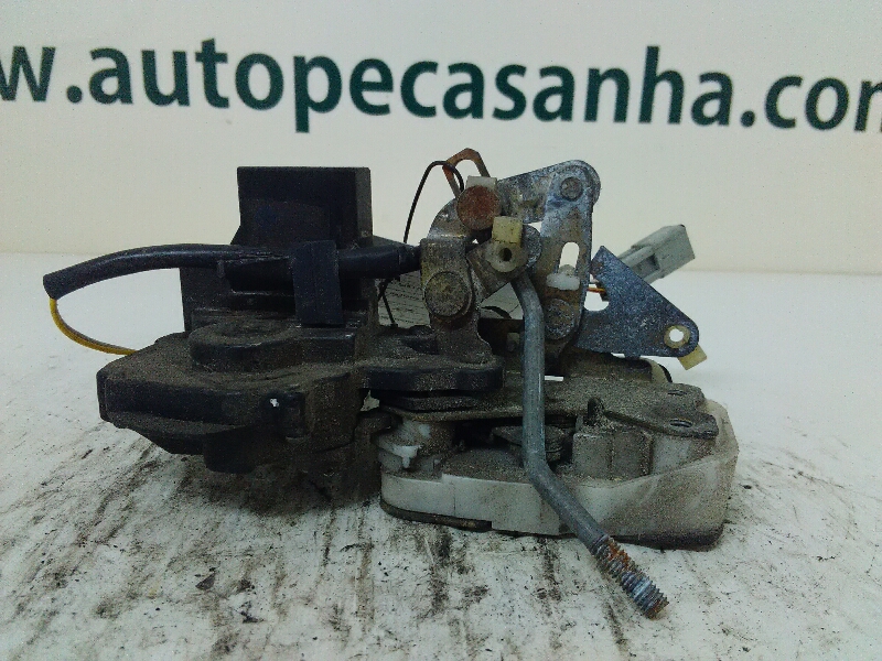 Fecho da Porta Trás Esq VOLVO - ID S_49779