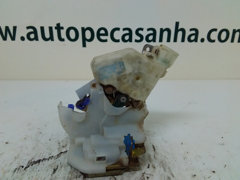 Fecho da Porta Trás Dto NISSAN - ID S_49895