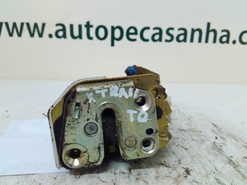 Fecho da Porta Trás Dto NISSAN X-TRAIL (T30) | 01 - 13 Imagem-2