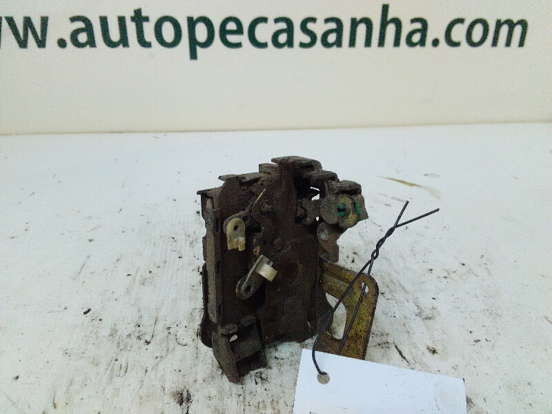 Fecho da Porta Frente Dto RENAULT EXPRESS | 89 - 98 Imagem-1