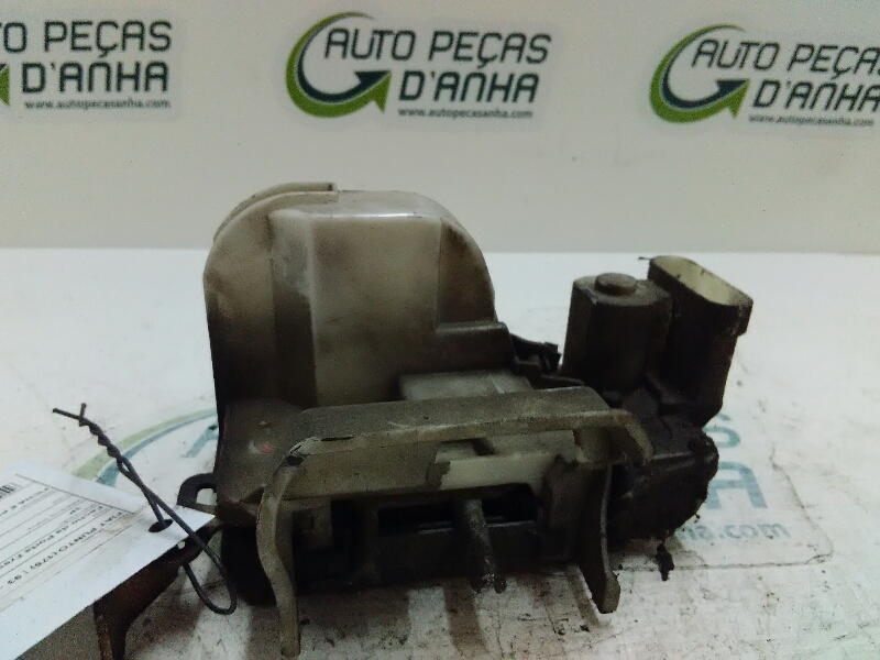 Fecho da Porta Frente Dto FIAT - ID S_50571