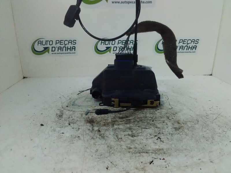 Fecho da Porta Frente Dto RENAULT - ID S_52287