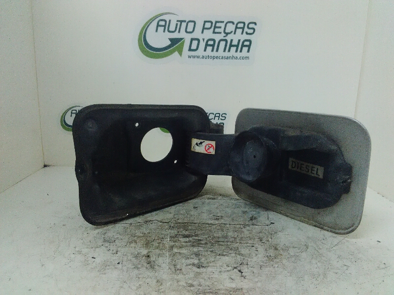 Tampa Exterior de Combustivel RENAULT MEGANE II (BM0/1_, CM0/1_) | 01 - 12 Imagem-1