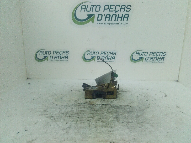 Fecho da Porta Frente Dto RENAULT - ID S_54917