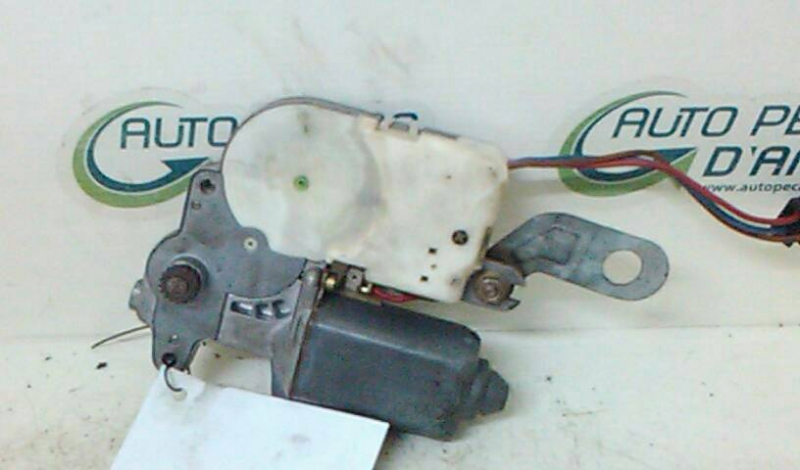 Motor de Teto de Abrir VOLKSWAGEN PASSAT (3A2, 35I) | 88 - 97 Imagem-2