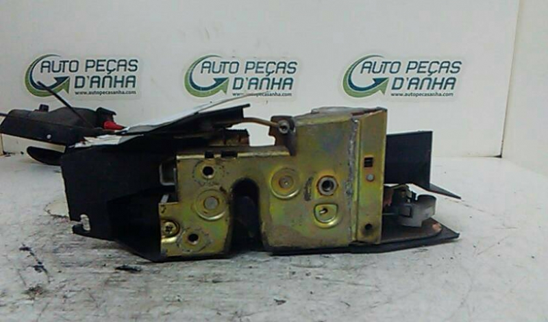 Fecho da Porta Frente Esq FORD - ID S_55458