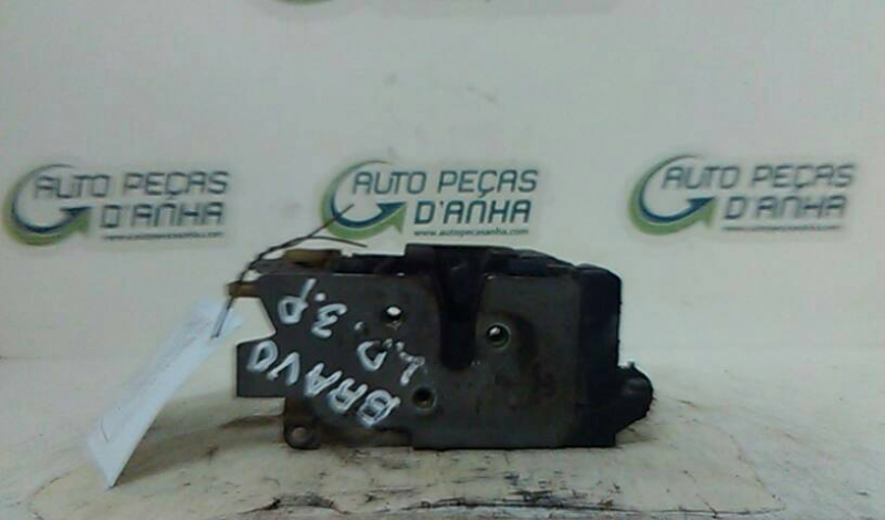 Fecho da Porta Frente Dto FIAT - ID S_55705