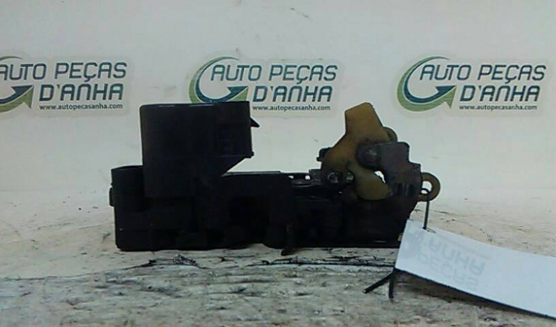 Fecho da Porta Frente Esq FIAT - ID S_55706
