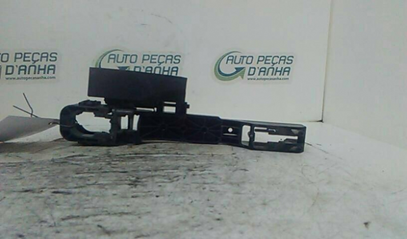 Puxador Exterior Porta Trás Esq NISSAN - ID S_55972