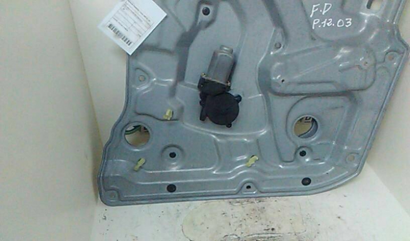 Elevador Frente Dto Electrico NISSAN PRIMERA Combi (WP12) | 02 -  Imagem-2