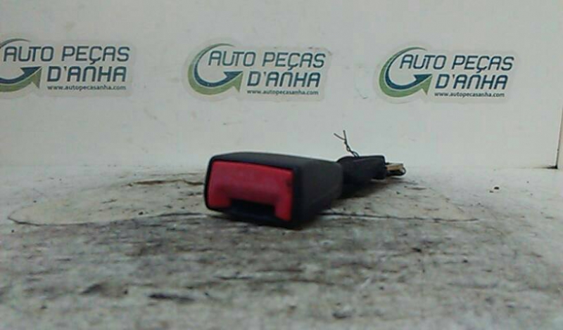 Engate Cinto Trás Esq BMW - ID S_56124