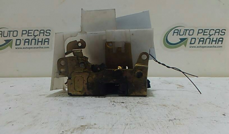Fecho da Porta Frente Esq RENAULT MEGANE I Classic (LA0/1_) | 96 - 08 Imagem-1